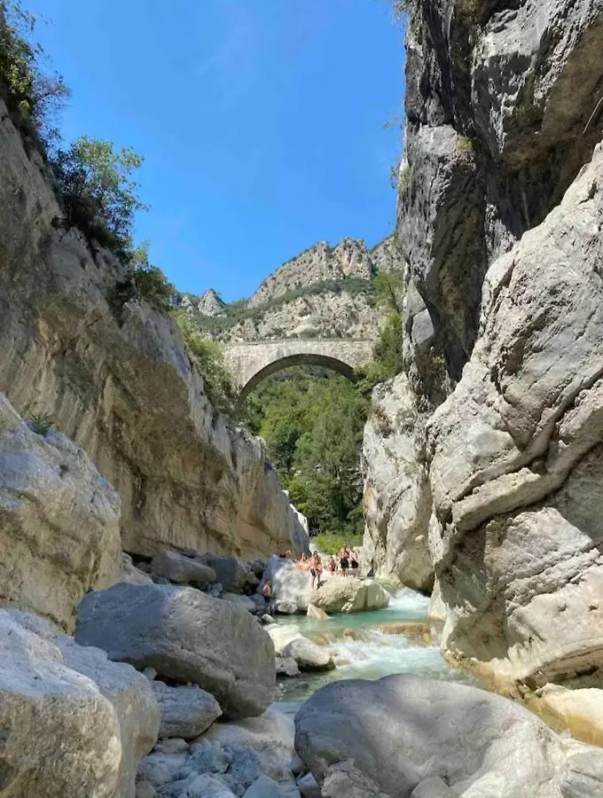 Appartement 3 pièces dans maison individuelle entre mer et montagnes Bouyon
